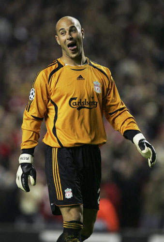 波兰主帅：莱万能在11月出场；巴萨和弗里克没对他感到不满