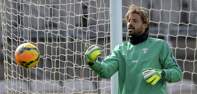 埃及球员到埃及国家队报到