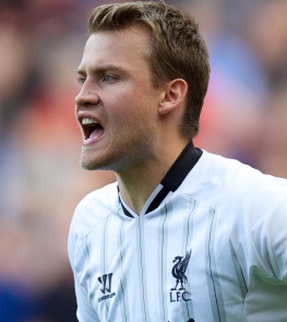 穆帅的本菲卡1米98门将受到英超球队关注，售价在4000万欧元（英超多队盯上穆帅麾下本菲卡1米98门将，标价约4000万欧元）