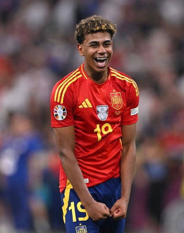 李新翔：我的第一次中超冠军；海港是冠军，连冠无人能撼动