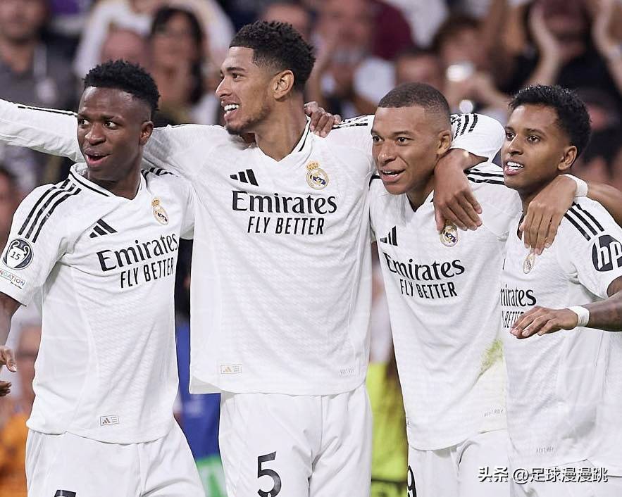 国足U22战乌兹别克首发站位：阵型4-4-2，蒯纪闻搭档朱鹏宇（U22国足迎战乌兹别克首发出炉：4-4-2阵型，蒯纪闻携手朱鹏宇）