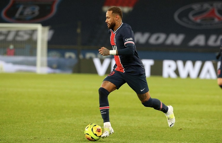 官方：韩国裁判组将执法申花vs神户胜利船，金钟赫担任主裁判