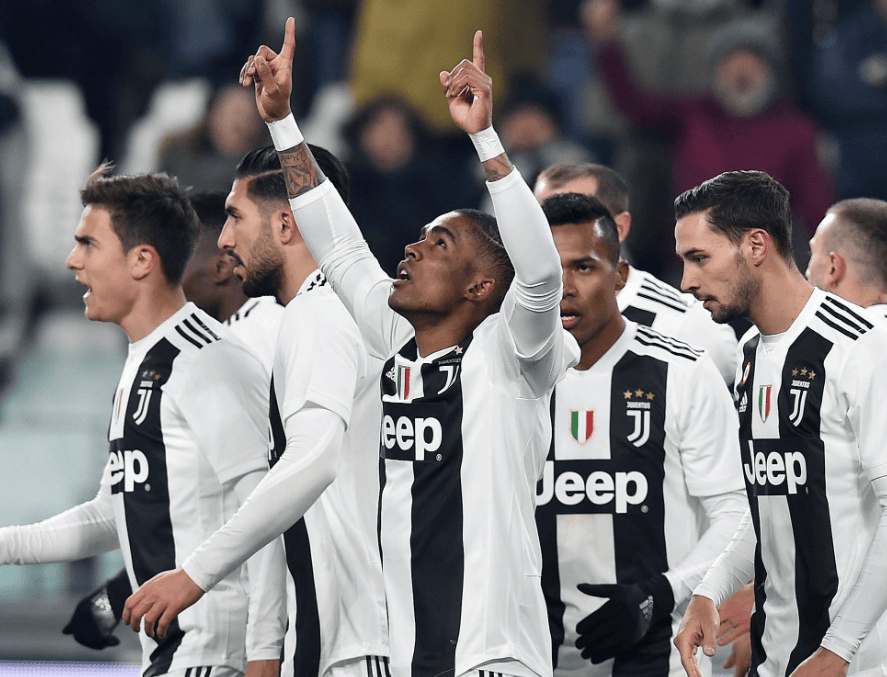 每体：拉菲尼亚是巴萨非卖品，个人目标赢得欧冠和2026年世界杯（每体：巴萨不卖拉菲尼亚，他剑指欧冠与2026年世界杯冠军）