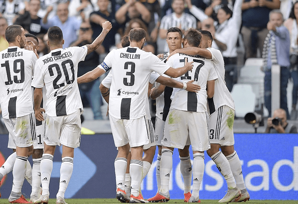 前锋关键进球锁定胜局