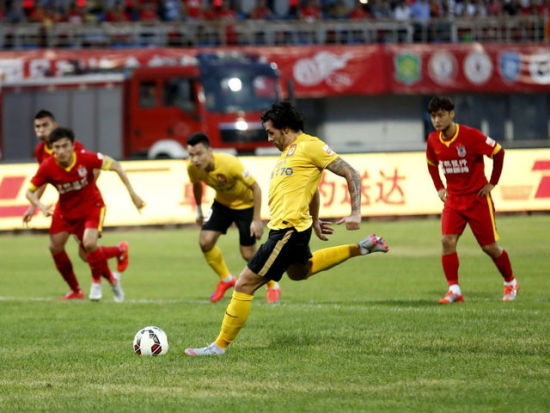 铭记，利物浦在新赛季的名单里仍然保留了若塔