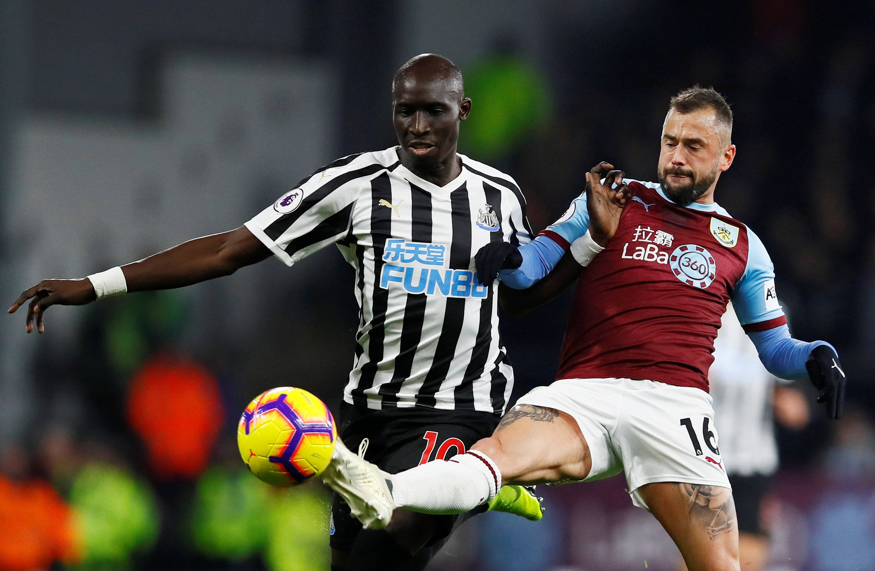 格拉斯纳：此前做客枪手我们输在定位球，这方面我们必须更好（格拉斯纳：客场对阵阿森纳吃亏在定位球，我们必须改进）