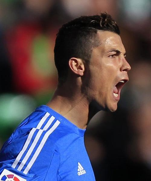 于根伟：今年拿第六的含金量高于去年，李嗣镕进球展现了潜力