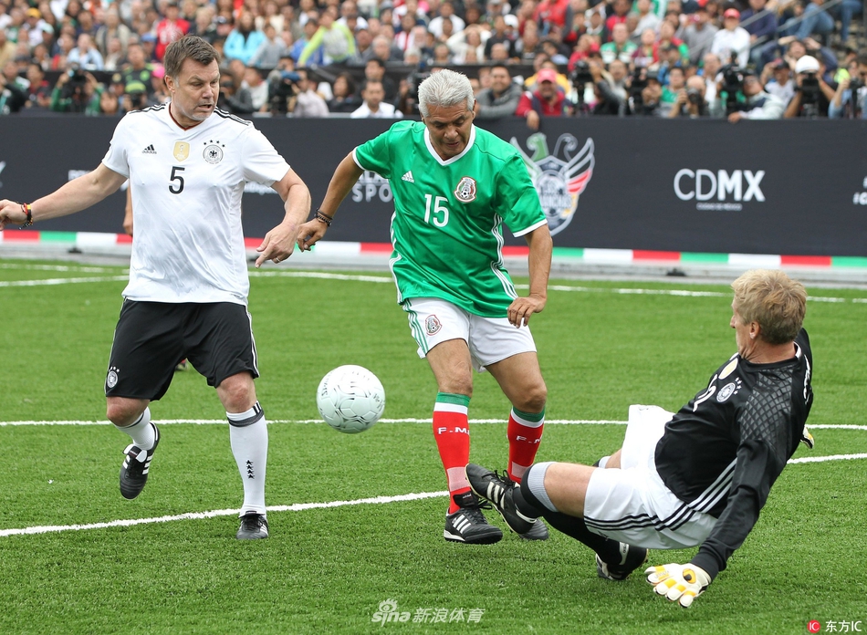 狼队主帅：对阵曼联希望终结连败，要表现得像冠军队伍一样